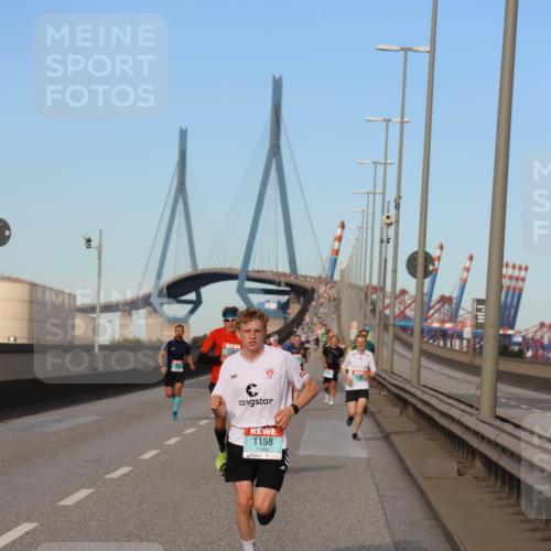 03.10.2024 - Köhlbrandbrückenlauf Miley Keyser http://msf.ph/oto/7166137 03.10.2024 09:39:44 Position 3 120, 1158 meine-sportfotos.de