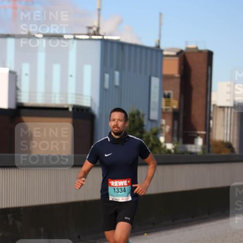 03.10.2024 - Köhlbrandbrückenlauf Miley Keyser http://msf.ph/oto/7166179 03.10.2024 09:39:54 Position 3 1334 meine-sportfotos.de