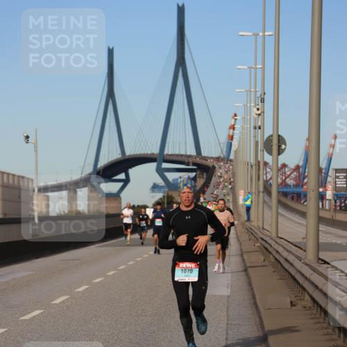 03.10.2024 - Köhlbrandbrückenlauf Miley Keyser http://msf.ph/oto/7166257 03.10.2024 09:40:22 Position 3 1070 meine-sportfotos.de