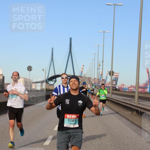 03.10.2024 - Köhlbrandbrückenlauf Miley Keyser http://msf.ph/oto/7166454 03.10.2024 09:40:46 Position 3 1072, 8, 1141 meine-sportfotos.de