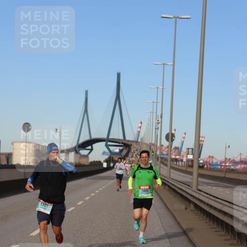 03.10.2024 - Köhlbrandbrückenlauf Miley Keyser http://msf.ph/oto/7166540 03.10.2024 09:40:50 Position 3 1301, 1065 meine-sportfotos.de