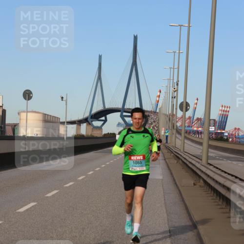 03.10.2024 - Köhlbrandbrückenlauf Miley Keyser http://msf.ph/oto/7166576 03.10.2024 09:40:52 Position 3 1065 meine-sportfotos.de