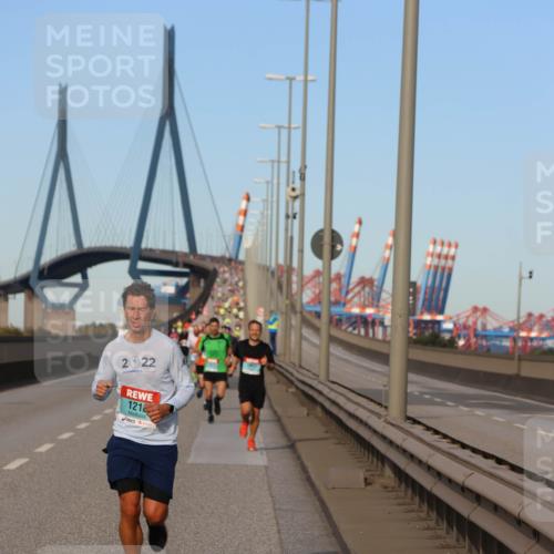 03.10.2024 - Köhlbrandbrückenlauf Miley Keyser http://msf.ph/oto/7166622 03.10.2024 09:41:00 Position 3 2022, 1218 meine-sportfotos.de