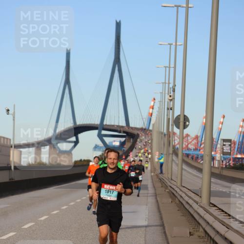 03.10.2024 - Köhlbrandbrückenlauf Miley Keyser http://msf.ph/oto/7166739 03.10.2024 09:41:06 Position 3 1017 meine-sportfotos.de