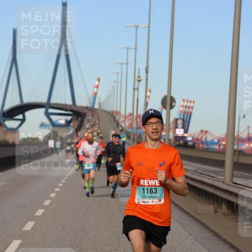 03.10.2024 - Köhlbrandbrückenlauf Miley Keyser http://msf.ph/oto/7166872 03.10.2024 09:41:16 Position 3 1163 meine-sportfotos.de