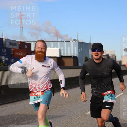 03.10.2024 - Köhlbrandbrückenlauf Miley Keyser http://msf.ph/oto/7166958 03.10.2024 09:41:26 Position 3 1423, 1316 meine-sportfotos.de