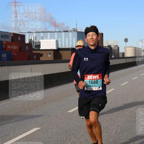 03.10.2024 - Köhlbrandbrückenlauf Miley Keyser http://msf.ph/oto/7166971 03.10.2024 09:41:28 Position 3 1680 meine-sportfotos.de