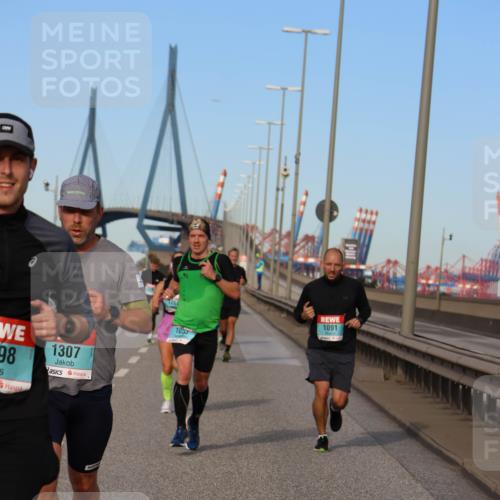 03.10.2024 - Köhlbrandbrückenlauf Miley Keyser http://msf.ph/oto/7167076 03.10.2024 09:41:45 Position 3 98, 1307, 1055, 1091 meine-sportfotos.de