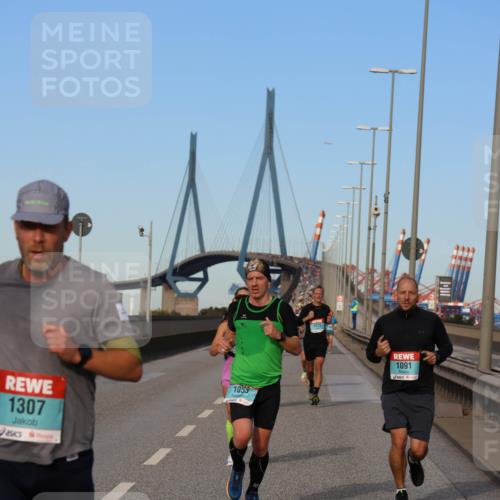 03.10.2024 - Köhlbrandbrückenlauf Miley Keyser http://msf.ph/oto/7167083 03.10.2024 09:41:46 Position 3 1307, 1053, 1172, 1091 meine-sportfotos.de