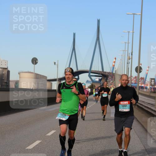 03.10.2024 - Köhlbrandbrückenlauf Miley Keyser http://msf.ph/oto/7167093 03.10.2024 09:41:46 Position 3 1053, 1091 meine-sportfotos.de