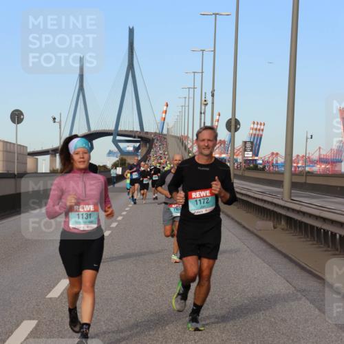 03.10.2024 - Köhlbrandbrückenlauf Miley Keyser http://msf.ph/oto/7167154 03.10.2024 09:41:53 Position 3 1131, 1162, 1172 meine-sportfotos.de