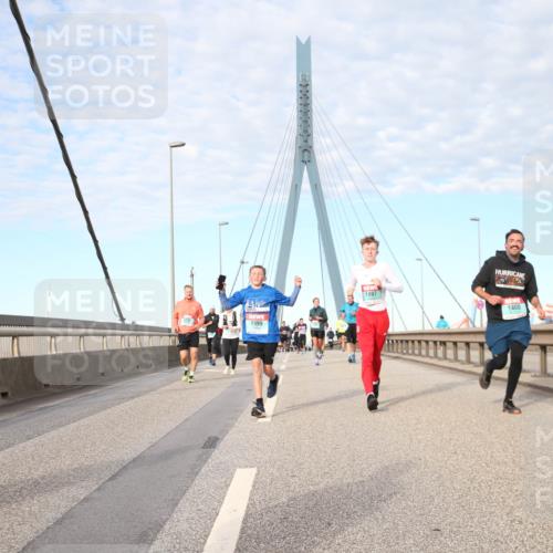 03.10.2024 - Köhlbrandbrückenlauf Jannik Wohlers http://msf.ph/oto/7167178 03.10.2024 09:42:04 Position 2  meine-sportfotos.de