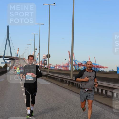 03.10.2024 - Köhlbrandbrückenlauf Miley Keyser http://msf.ph/oto/7167275 03.10.2024 09:41:57 Position 3 3399 meine-sportfotos.de