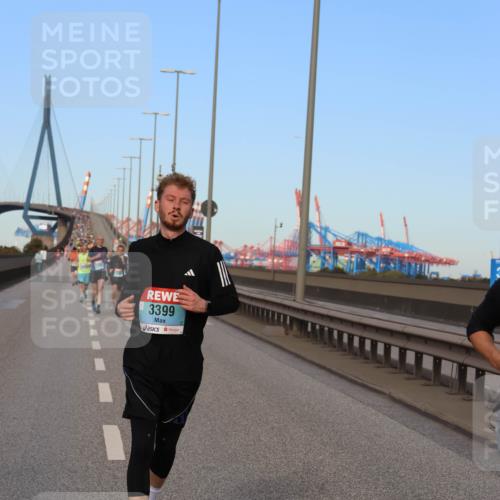 03.10.2024 - Köhlbrandbrückenlauf Miley Keyser http://msf.ph/oto/7167352 03.10.2024 09:41:58 Position 3 3399 meine-sportfotos.de