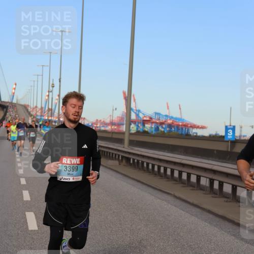 03.10.2024 - Köhlbrandbrückenlauf Miley Keyser http://msf.ph/oto/7167376 03.10.2024 09:41:58 Position 3 3399, 31 meine-sportfotos.de