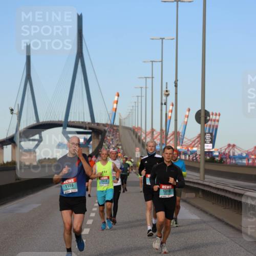 03.10.2024 - Köhlbrandbrückenlauf Miley Keyser http://msf.ph/oto/7167439 03.10.2024 09:42:04 Position 3 1188, 2659, 1310 meine-sportfotos.de