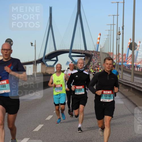 03.10.2024 - Köhlbrandbrückenlauf Miley Keyser http://msf.ph/oto/7167509 03.10.2024 09:42:07 Position 3 1188, 2659, 1068, 1310 meine-sportfotos.de