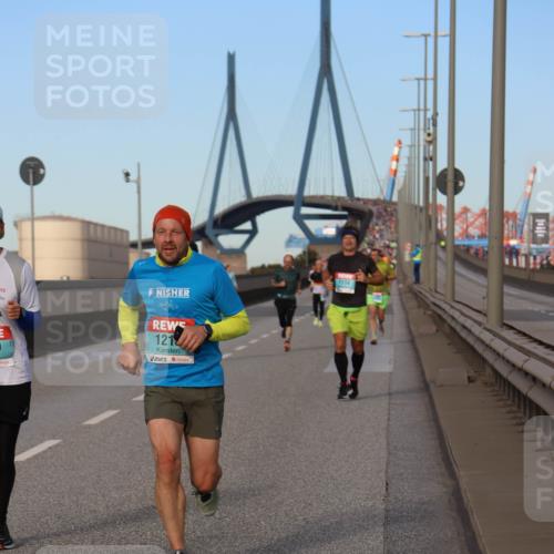 03.10.2024 - Köhlbrandbrückenlauf Miley Keyser http://msf.ph/oto/7167569 03.10.2024 09:42:11 Position 3 9, 121 meine-sportfotos.de