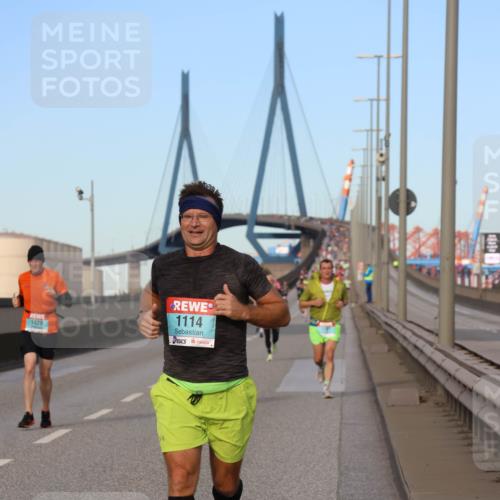 03.10.2024 - Köhlbrandbrückenlauf Miley Keyser http://msf.ph/oto/7167682 03.10.2024 09:42:16 Position 3 1429, 1114 meine-sportfotos.de