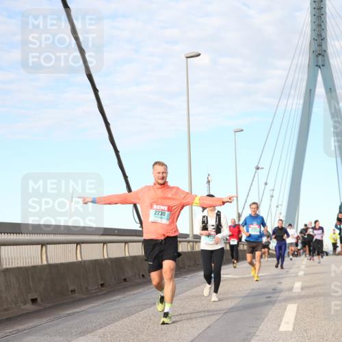 03.10.2024 - Köhlbrandbrückenlauf Jannik Wohlers http://msf.ph/oto/7167686 03.10.2024 09:42:06 Position 2 2230, 2151, 1494 meine-sportfotos.de