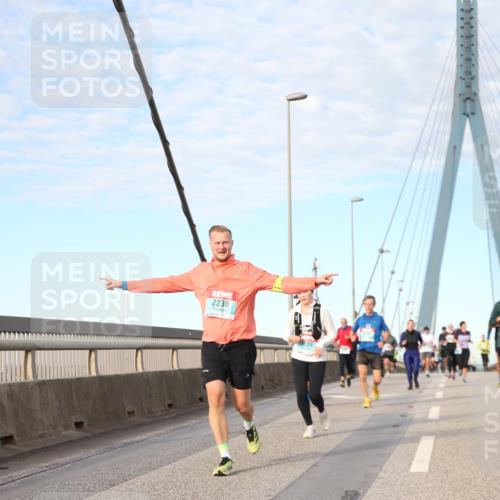 03.10.2024 - Köhlbrandbrückenlauf Jannik Wohlers http://msf.ph/oto/7167732 03.10.2024 09:42:06 Position 2 2230 meine-sportfotos.de