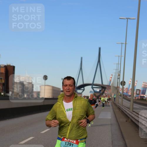 03.10.2024 - Köhlbrandbrückenlauf Miley Keyser http://msf.ph/oto/7167882 03.10.2024 09:42:26 Position 3 1391 meine-sportfotos.de