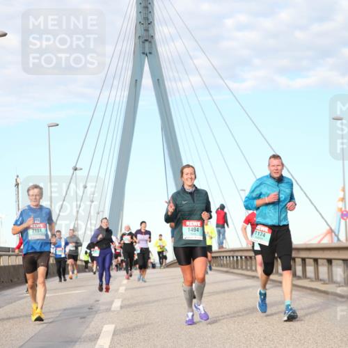 03.10.2024 - Köhlbrandbrückenlauf Jannik Wohlers http://msf.ph/oto/7167911 03.10.2024 09:42:08 Position 2 2138, 1494, 1174, 2151 meine-sportfotos.de