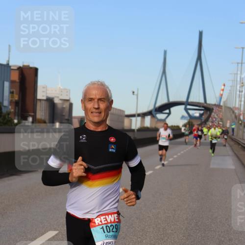 03.10.2024 - Köhlbrandbrückenlauf Miley Keyser http://msf.ph/oto/7167991 03.10.2024 09:42:32 Position 3 1029 meine-sportfotos.de