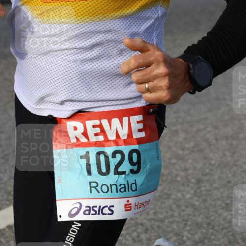 03.10.2024 - Köhlbrandbrückenlauf Miley Keyser http://msf.ph/oto/7168014 03.10.2024 09:42:34 Position 3 1029 meine-sportfotos.de