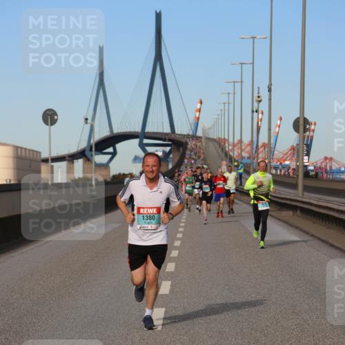 03.10.2024 - Köhlbrandbrückenlauf Miley Keyser http://msf.ph/oto/7168034 03.10.2024 09:42:39 Position 3 1380 meine-sportfotos.de