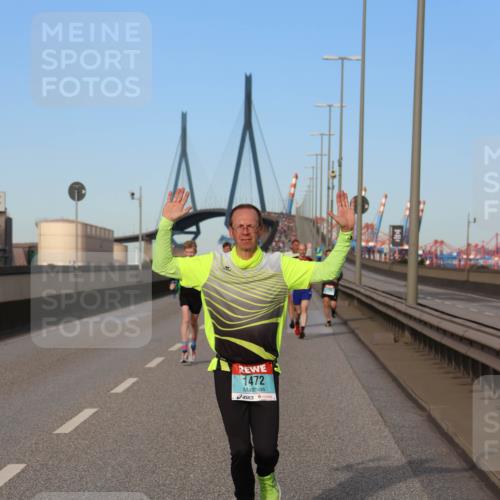 03.10.2024 - Köhlbrandbrückenlauf Miley Keyser http://msf.ph/oto/7168078 03.10.2024 09:42:47 Position 3 1472 meine-sportfotos.de