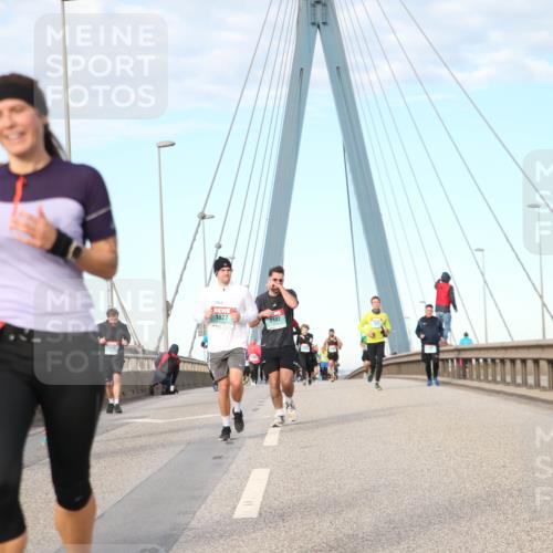 03.10.2024 - Köhlbrandbrückenlauf Jannik Wohlers http://msf.ph/oto/7168485 03.10.2024 09:42:14 Position 2 1385, 1827, 182, 1655 meine-sportfotos.de