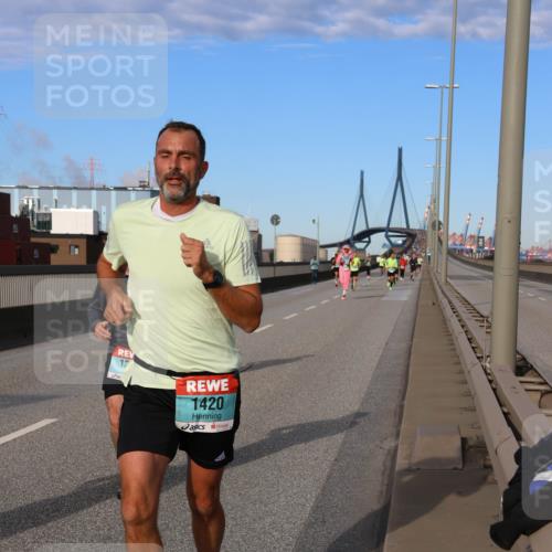 03.10.2024 - Köhlbrandbrückenlauf Miley Keyser http://msf.ph/oto/7168515 03.10.2024 09:43:00 Position 3 17, 1420 meine-sportfotos.de