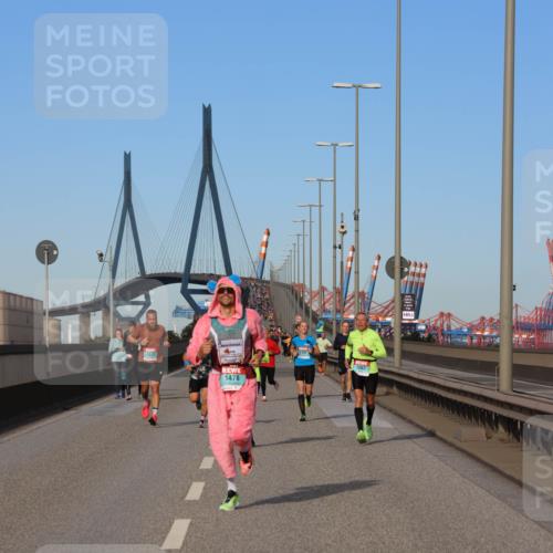 03.10.2024 - Köhlbrandbrückenlauf Miley Keyser http://msf.ph/oto/7168561 03.10.2024 09:43:06 Position 3 1478, 1067 meine-sportfotos.de