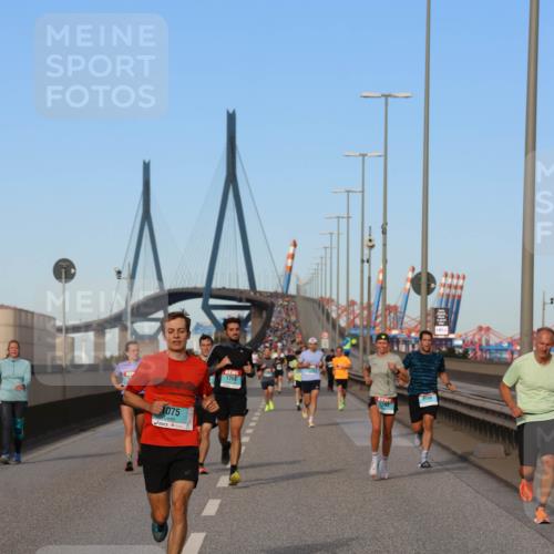 03.10.2024 - Köhlbrandbrückenlauf Miley Keyser http://msf.ph/oto/7169239 03.10.2024 09:43:29 Position 3 1075, 1763 meine-sportfotos.de