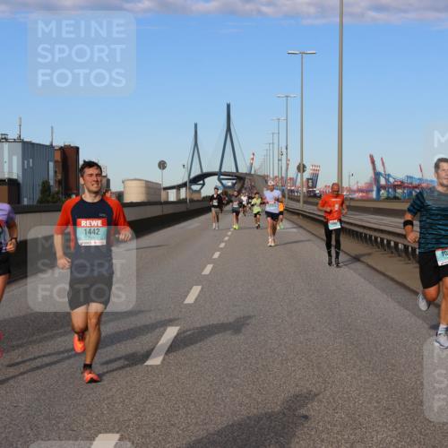 03.10.2024 - Köhlbrandbrückenlauf Miley Keyser http://msf.ph/oto/7169312 03.10.2024 09:43:37 Position 3 1442, 1066 meine-sportfotos.de