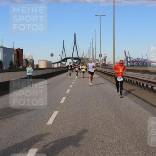 03.10.2024 - Köhlbrandbrückenlauf Miley Keyser http://msf.ph/oto/7169323 03.10.2024 09:43:39 Position 3 442, 1205 meine-sportfotos.de