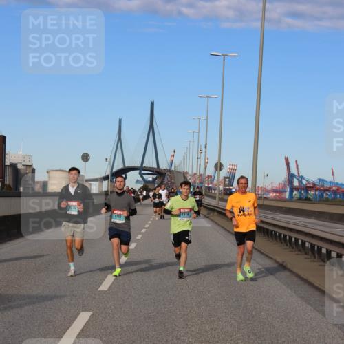 03.10.2024 - Köhlbrandbrückenlauf Miley Keyser http://msf.ph/oto/7169383 03.10.2024 09:43:46 Position 3 1270, 1914, 1161, 42 meine-sportfotos.de