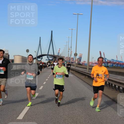 03.10.2024 - Köhlbrandbrückenlauf Miley Keyser http://msf.ph/oto/7169405 03.10.2024 09:43:48 Position 3 270, 1161, 1914 meine-sportfotos.de