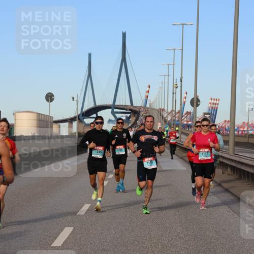 03.10.2024 - Köhlbrandbrückenlauf Miley Keyser http://msf.ph/oto/7169459 03.10.2024 09:44:10 Position 3 2220, 1245, 1119, 1117 meine-sportfotos.de