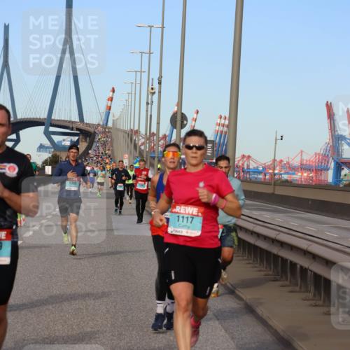 03.10.2024 - Köhlbrandbrückenlauf Miley Keyser http://msf.ph/oto/7169485 03.10.2024 09:44:12 Position 3 9, 1399, 1117 meine-sportfotos.de