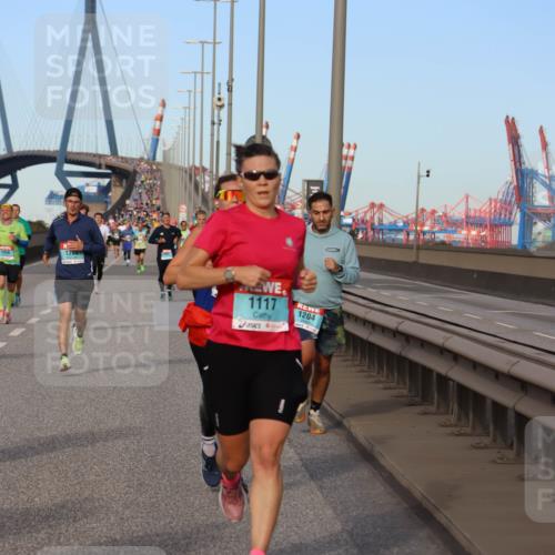 03.10.2024 - Köhlbrandbrückenlauf Miley Keyser http://msf.ph/oto/7169490 03.10.2024 09:44:12 Position 3 1056, 1399, 1117, 1204 meine-sportfotos.de