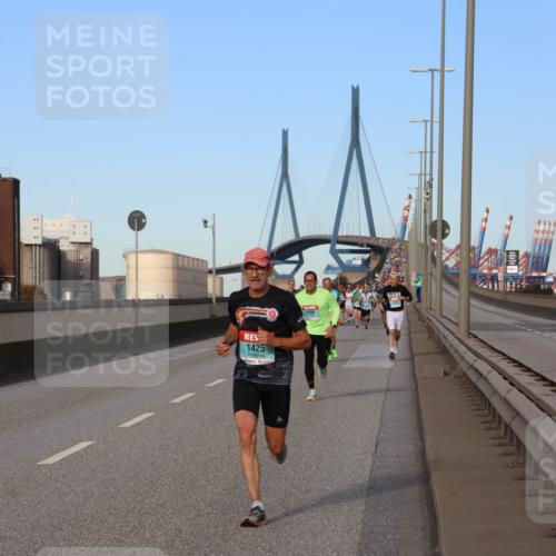 03.10.2024 - Köhlbrandbrückenlauf Miley Keyser http://msf.ph/oto/7169745 03.10.2024 09:44:30 Position 3 1425, 1496 meine-sportfotos.de