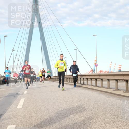 03.10.2024 - Köhlbrandbrückenlauf Jannik Wohlers http://msf.ph/oto/7170433 03.10.2024 09:42:19 Position 2 1574 meine-sportfotos.de
