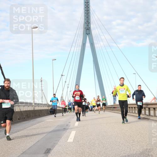 03.10.2024 - Köhlbrandbrückenlauf Jannik Wohlers http://msf.ph/oto/7170479 03.10.2024 09:42:19 Position 2 1626, 1574 meine-sportfotos.de