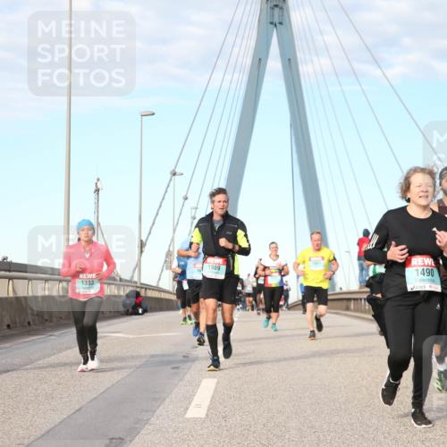 03.10.2024 - Köhlbrandbrückenlauf Jannik Wohlers http://msf.ph/oto/7171633 03.10.2024 09:42:25 Position 2 1561, 1486, 1989, 1333, 1490, 51 meine-sportfotos.de