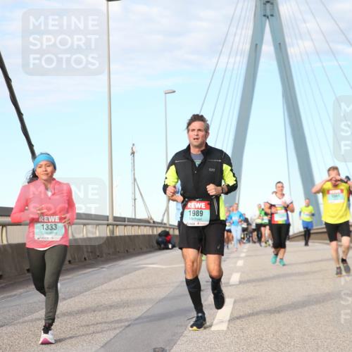 03.10.2024 - Köhlbrandbrückenlauf Jannik Wohlers http://msf.ph/oto/7171783 03.10.2024 09:42:26 Position 2 1333, 1989, 1561 meine-sportfotos.de
