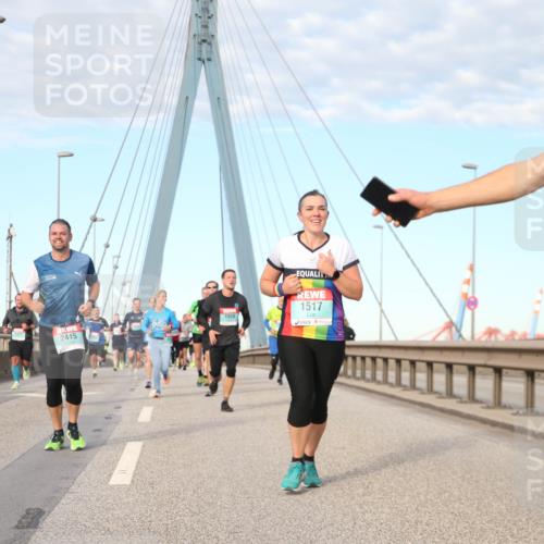 03.10.2024 - Köhlbrandbrückenlauf Jannik Wohlers http://msf.ph/oto/7171982 03.10.2024 09:42:31 Position 2 1958, 2415, 1517, 231 meine-sportfotos.de