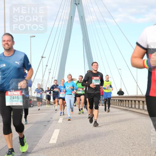 03.10.2024 - Köhlbrandbrückenlauf Jannik Wohlers http://msf.ph/oto/7172031 03.10.2024 09:42:32 Position 2 2415, 1427, 2902, 1958, 1517 meine-sportfotos.de