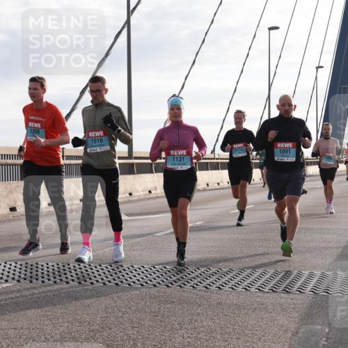 03.10.2024 - Köhlbrandbrückenlauf Matties Gatica Varas http://msf.ph/oto/7172058 03.10.2024 09:21:46 Position 2 1308, 1016, 1172, 1091, 1131, 1098 meine-sportfotos.de